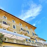 Canali, Portofino Coast 4*