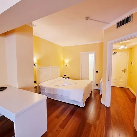 Canali - Le Cinque Terre 4*