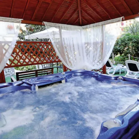 Canali, Portofino Coast 4*