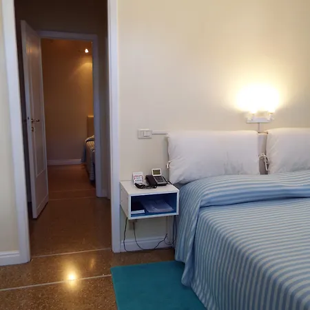 Canali, Portofino Coast 4* ラッパロ