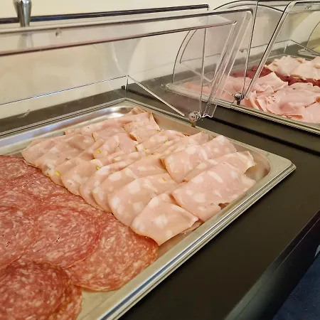 Canali, Portofino Coast Отель Рапалло