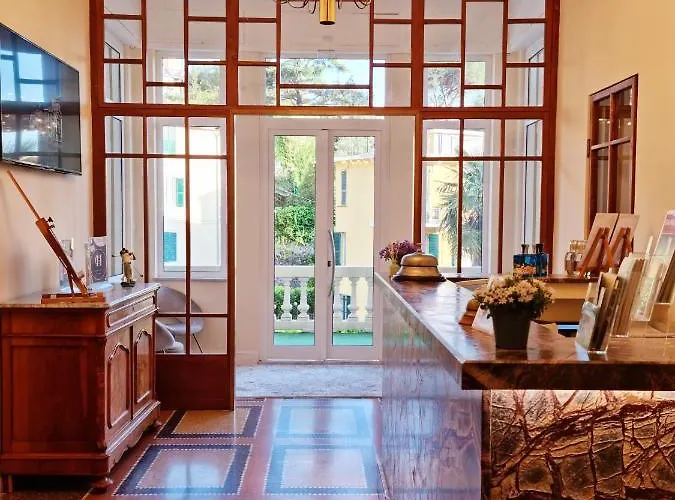 Canali, Portofino Coast Szálloda 4*