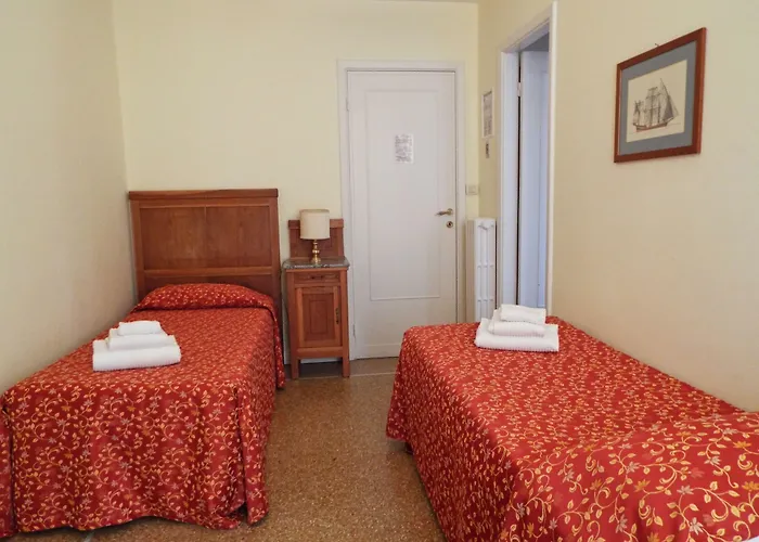 Hotel Canali - Le Cinque Terre 4*